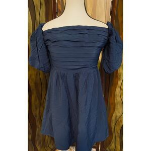 NWT Abercrombie & Fitch Emerson Poplin Puff Sleeve Mini Dress. Size MP.